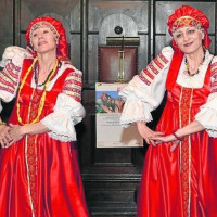 Für Temperament und Musikalität steht die russische Folkloregruppe "Kalinka".