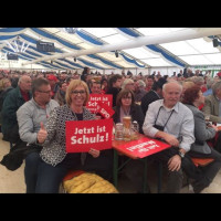 Sabine Zeidler und Sonja Schreglmann waren in Vilshofen dabei